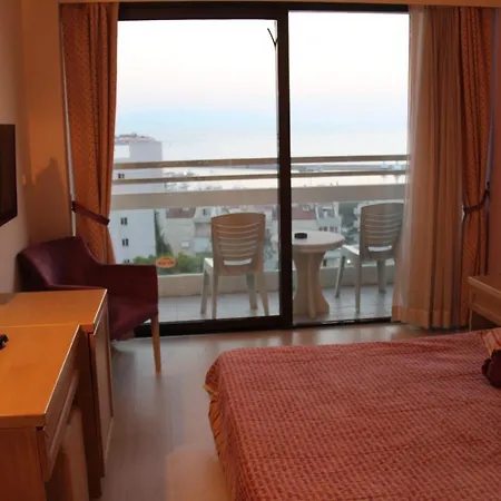 Esat Hotel 3*