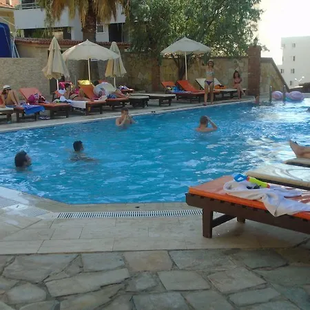 Otel Esat 3*