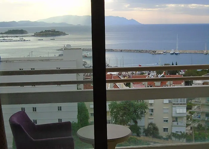 Hotell Esat Kusadası