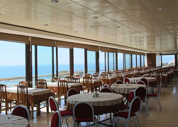Hotell Esat Kusadası