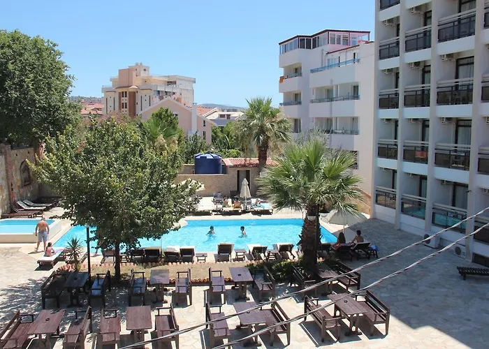 Hotell Esat Kusadası