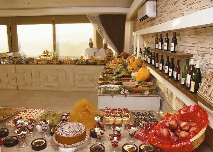 Hotell Esat Kusadası