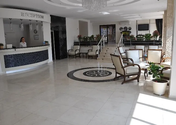 Esat 3* Kusadası