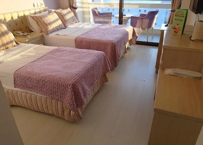 Esat 3* Kusadası