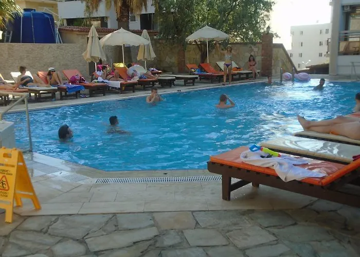 Hotell Esat 3*