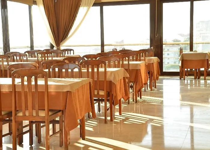 Hotell Esat Kusadası