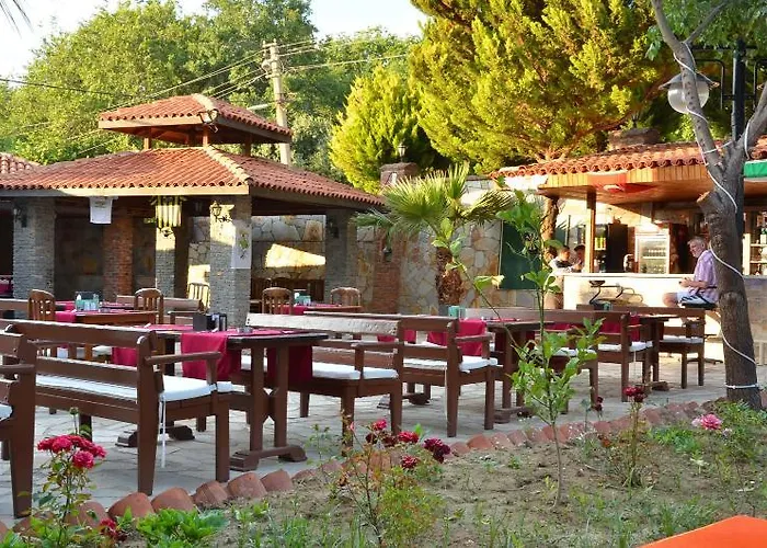 Esat 3* Kusadası