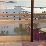 Esat Kusadası