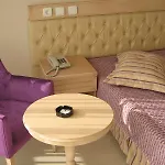 Esat Kusadası