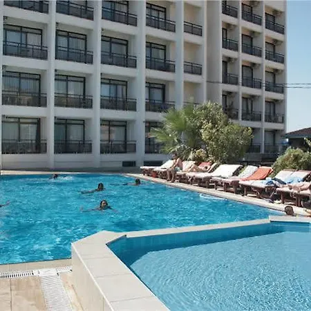Esat 3* Kusadası