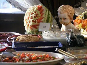 Esat Hotel Kusadasi
