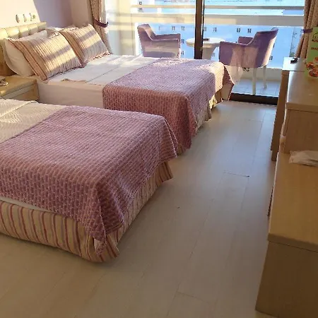 Esat 3* Kusadası