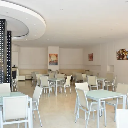 Esat Hotel 3*
