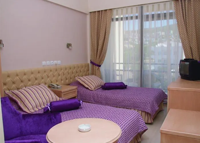 Esat Hotel Kusadasi